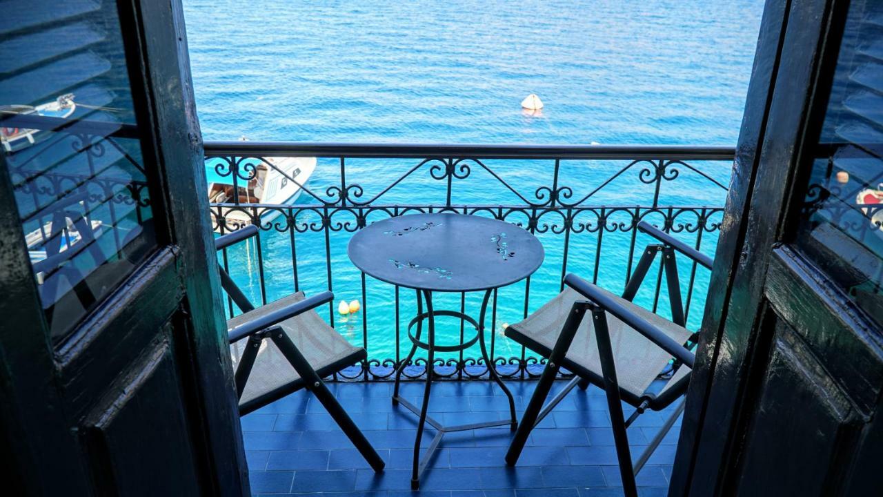 Vila Moschos Mansion Symi Exteriér fotografie